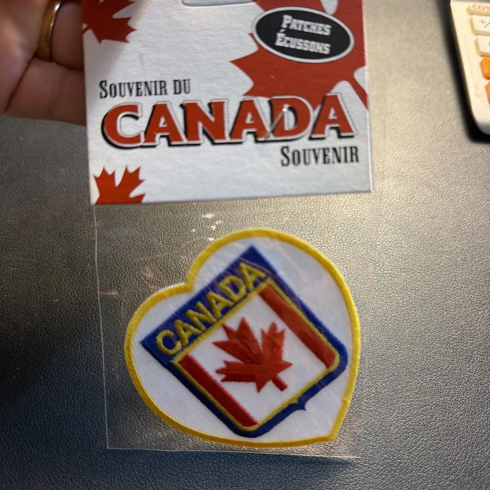 NIP Canada Canadian Travel Novelty Flag Souvenir Embroidered Patch Badge!